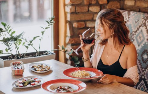 Izbegnite preke poglede konobara: Ovih osam pravila mora da zna svaki turista u Italiji