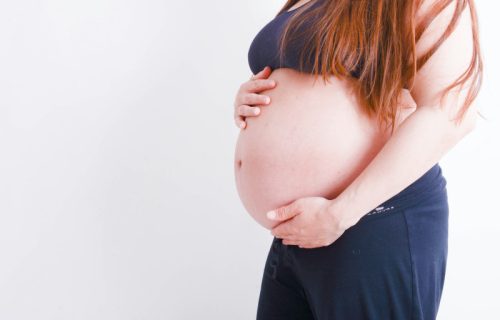 Majčinstvo novog doba :Sve više žena rađa posle 40. godine