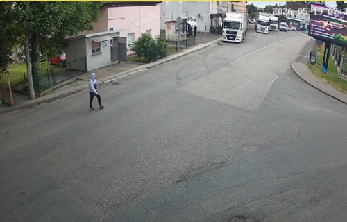 Incident na graničnom prelazu Gradiška: Pukao most tokom noći, obustavljen saobraćaj