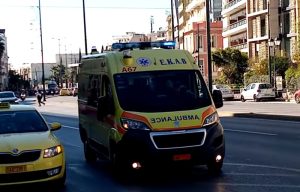 Grčki mediji: Srpski monah povređen kada je iskočio iz vozila Hitne pomoći