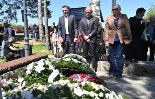Tužno i dostojanstveno: FSS odao počast žrtvama u Malom Orašju