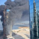 Plamen guta ceo neboder: Stravične scene u Dubaiju (VIDEO)