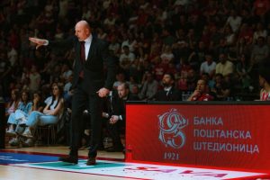 “Poštedite me”… Saša Obradović posle nekoliko rečenica pobegao sa pres-konferencije