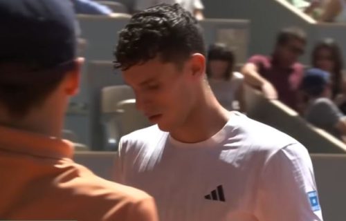 Hit na Rolan Garosu: Nije imao pojma, navijači mu tokom meča javljali za trijumf brata protiv Sinera