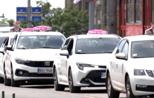 Da li bi taksi u Beogradu mogao da pojeftini? Stručnjaci kažu da bi prvo morali da se ispune ovi uslovi
