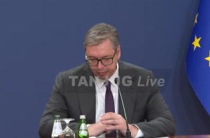 (UŽIVO) Vučić se obraća građanima: Najavio intenzivnu spoljnopolitičku aktivnost