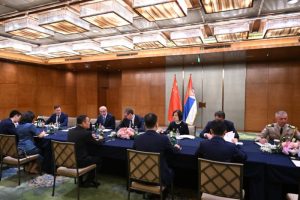 Vučić sa kineskim kompanijama: “Srbija želi da ide u korak sa najsavremenijim zemljama sveta”