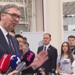 Vučić obišao inovacioni centar Minth-a: Pričao sa mladim Srbima koji tamo uče, roboti igrali moravac