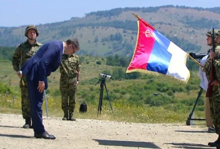 (UŽIVO) Predsednik Vučić gledao spektakularne scene: Vojska Srbije dejstvuje na Pasuljanskim livadama