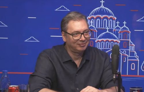 (UŽIVO) Predsednik Aleksandar Vučić se obraća javnosti (VIDEO)