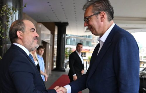 "Odličan razgovor": Vučić sa ambasadorima država EU o politici proširenja i evropskom putu Srbije (FOTO)