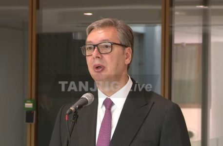 Vučić: “Zvučni top je izmišljotina, a znamo od koga je potekla, oni bez podrške naroda, moraju da lažu”