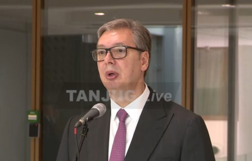 Vučić: "Zvučni top je izmišljotina, a znamo od koga je potekla, oni bez podrške naroda, moraju da lažu"
