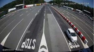 Kamioni na izlazu iz Srbije čekaju i do tri sata, na Batrovcima je najveća gužva