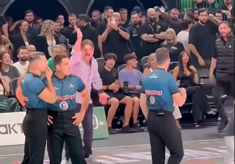 Iz haosa u haos: Janakopulos psovao i vređao sudije (VIDEO)