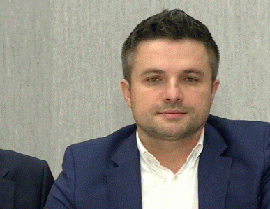 Oglasio se najbliži saradnik Edina Avdića: “Život je nekad grozan”