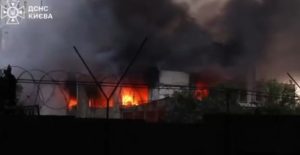 Masovni udari na Kijev i druge gradove: Ima više žrtava, razaranje je ogromno (VIDEO)