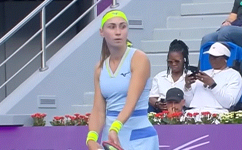 Pariz joj baš prija: Aleksandra Krunić nastavlja pohod na trofej