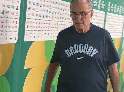 Haos u Urugvaju posle debakla: Isplivao prljav veš, Bijelsa vikao, zvezde tima u sukobu sa selektorom