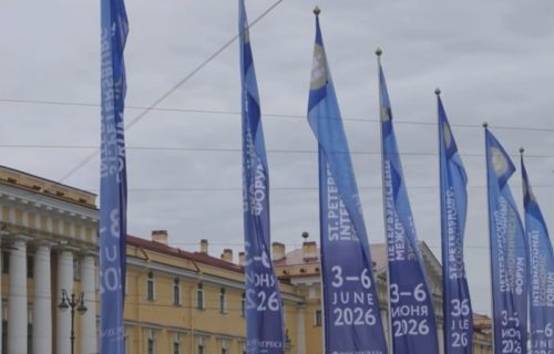 Đedović na Međunarodnom ekonomskom forumu u Sankt Peterburgu: Sastanci sa Gaspromnjeftom i Gaspromom