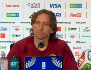 Dirljive scene pred bitnu utakmicu: Modrić nije mogao da zadrži suze