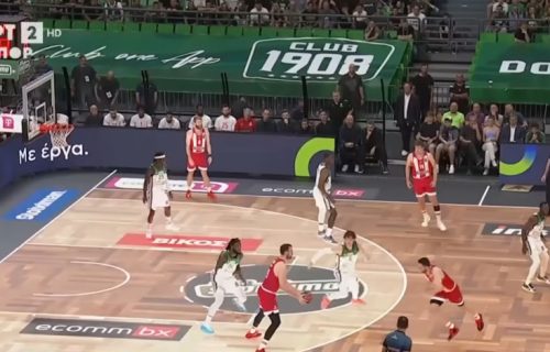 PAO uzvratio paljbu, srušio Olimpijakos i izjednačio u seriji, Lesor zbog povrede nije dočekao kraj meča