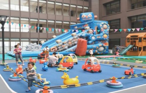 Hotel po meri dece: Vožnja automobilima kroz hodnike i spavanje u šatorima (VIDEO)