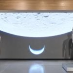 Prada i svemirska tehnologija: Italijanski modni gigant kreira odelo astronauta za povratak na Mesec (VIDEO)