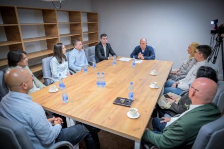 U Srbiju se vraća 13 medicinskih radnika: Lončar poručio da je to novi podsticaj za unapređenje zdravstva