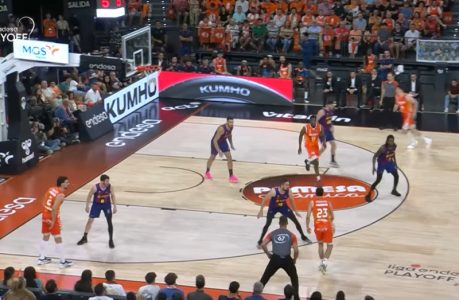 Valensija pokazala moć i demolirala Barselonu u finalu ACB lige za izjednačenje