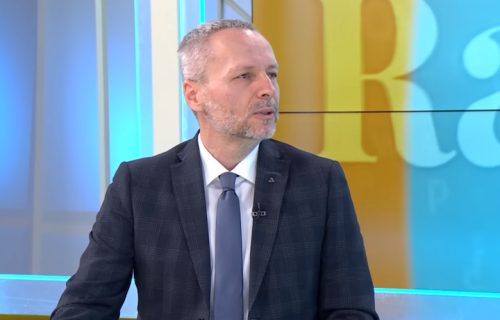 Advokat Aleksandar Olenik na informativnom razgovoru u UKP povodom slučaja "zvučni top"