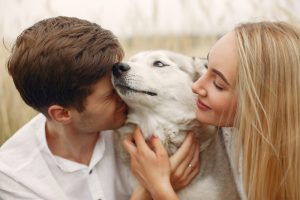 Emocije psa prema vlasniku iste su kao čoveka koji je u ljubavnoj vezi
