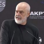 "Nisam kum mafije": Edi Rama poručio kritičarima "da se nose", nakon protesta koji traže ostavku