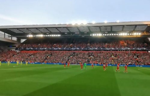 Kraj: Presekao je - ide u penziju, a pamtiće zauvek osvajanje Premijer lige sa Liverpulom
