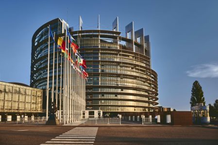 Politico: EU sprema “nagradu” za Srbiju ako ispuni sledeće uslove