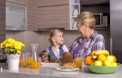 Baka na iznajmiljivanje: Za toplu supu i emocionalnu podršku
