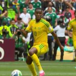 Em gube, em crveni! Južna Afrika sa igračem manje do kraja - Prvo isključenje na SP (VIDEO)