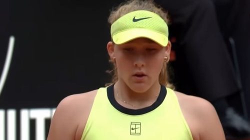 Mira je šampionka Rolan Garosa: Kako je samo razbila Poljakinju u finalu