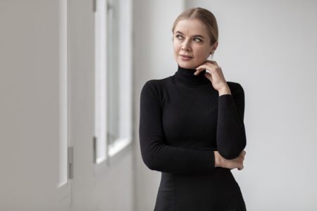 Ko su osobe koje vole crnu boju: Omiljena boja ili ogledalo ličnosti