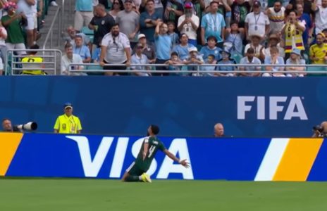 Arauho u finišu spasio Uruse: Saudijci umalo do iznenađenja (VIDEO)