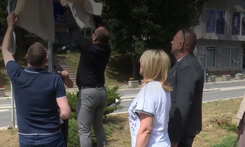 Provokacija u Severnoj Mitrovici pred izbore na KiM: Postavljene table sa novim nazivima ulica
