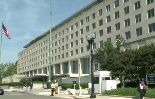 Srbija u fokusu američke politike u regionu: Zaokret u pristupu SAD u novom izveštaju Kongresa