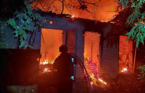 Rusija i Ukrajina razmenile udare: Zapaljen morski terminal u Temrjuku, napadnuti Herson i Nikolajev