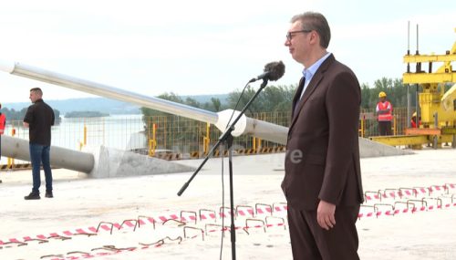 (UŽIVO) “Pravo malo arhitektonsko-građevinsko remek-delo”: Vučić na spajanju novog mosta preko Dunava