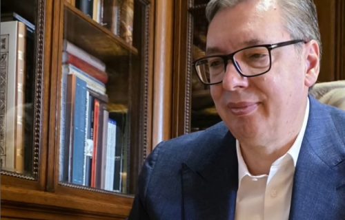 Poruka Vučića pred emisiju u 17 časova: Objavio odlomak svog gostovanja na Radio Beogradu pre 18 godina