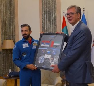 “Ovo su prvi astronauti koje smo ugostili u Srbiji”: Vučić sa posebnom delegacijom iz UAE (VIDEO)