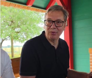 Vučić se obratio po povratku iz Tivta: “Zahvalan sam svima, posebno Srbima u Crnoj Gori” (VIDEO)