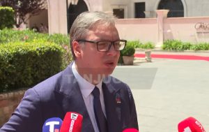 “Nisu im smetali kada su gasili požar”: Vučić o srpskim mladićima koje su vratili iz Tivta