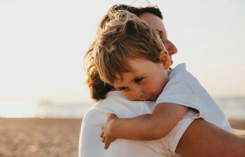 Da li sinovi mogu uticati na biološko starenje majki?