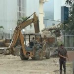 Nagli skok broja žrtava u Venecueli: Ljudi očajnički kopaju ruševine u potrazi za porodicom i komšijama
